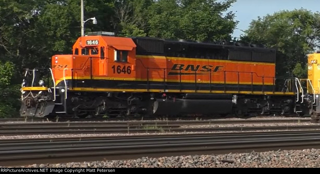 BNSF 1646